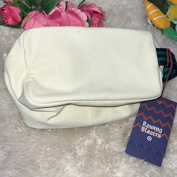 Rowing Blazers Toiletry Bag 🍒🍒 - Picture 3 of 8